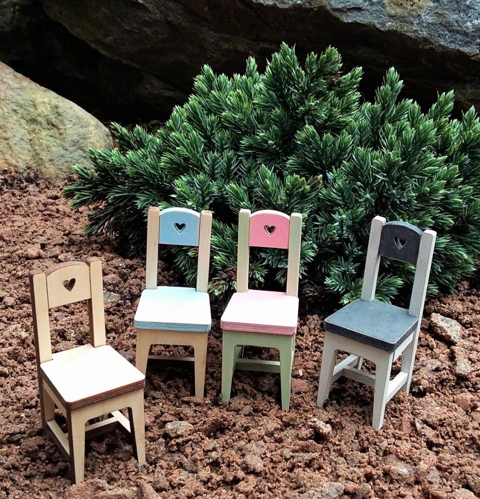 Lovely chairs for dollhouse