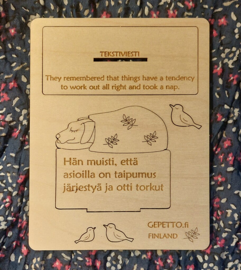 Asioilla on taipumus järjestyä vanerikortti