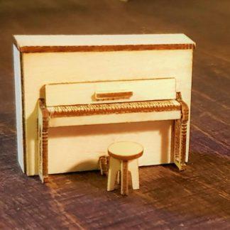 Piano 1:48